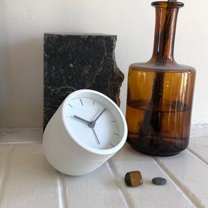 White Norm Tumbler alarm clock